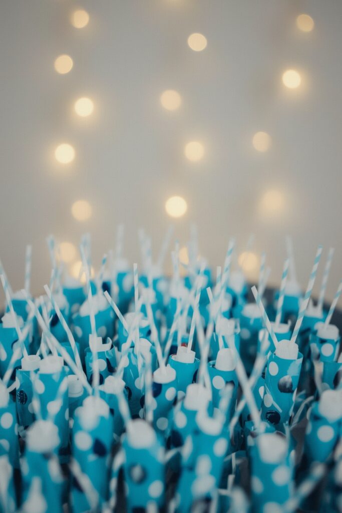 Sky Blue and White Confetti Poppers