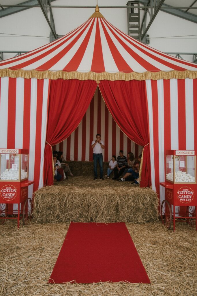 Vintage Circus Show