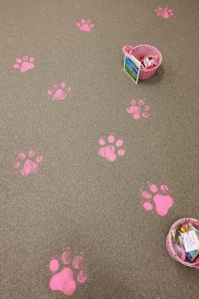 Kitty Pawprint Treasure Hunt